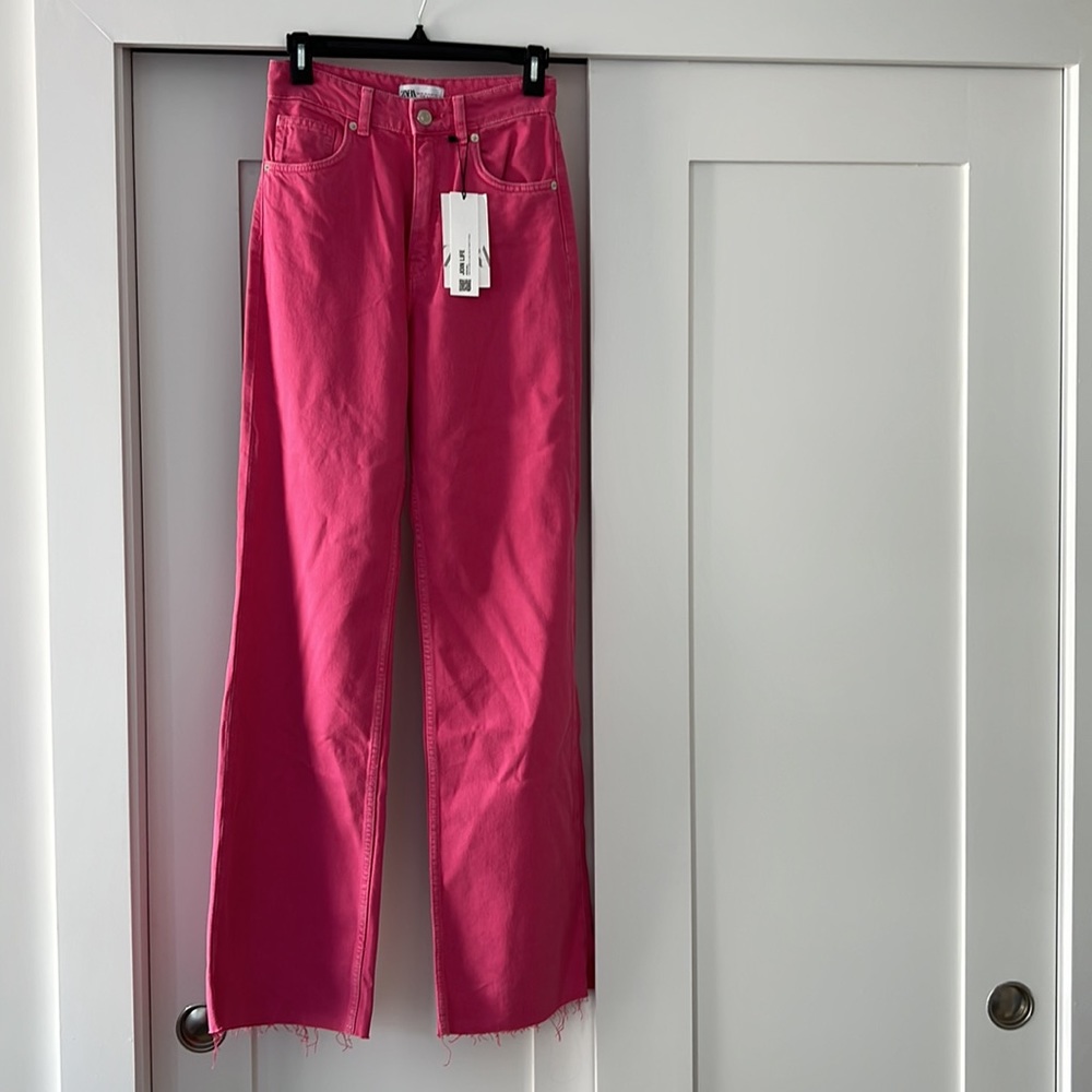 NWT Zara raw hem pink jeans